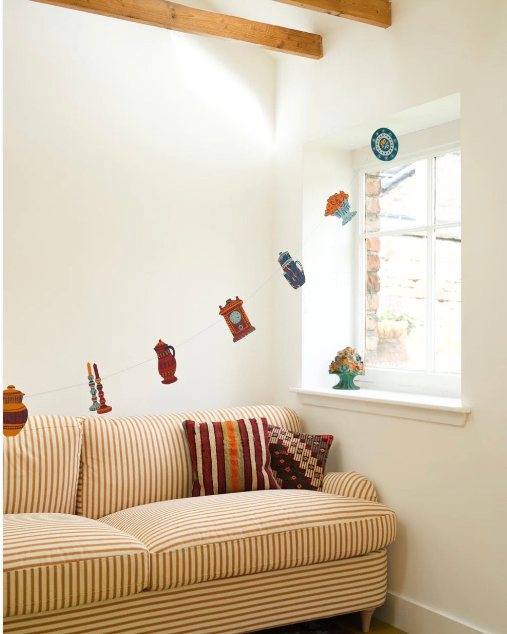 Bloomsbury Mantlepiece Paper Garland